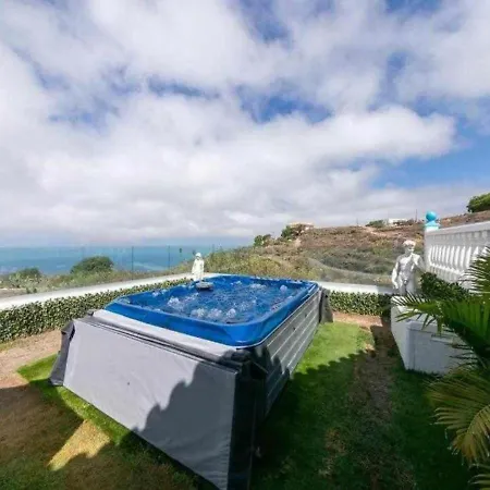 Conejo: Canarian Retreat With Private Wellness Amenities * Costa Adeje (Tenerife)
