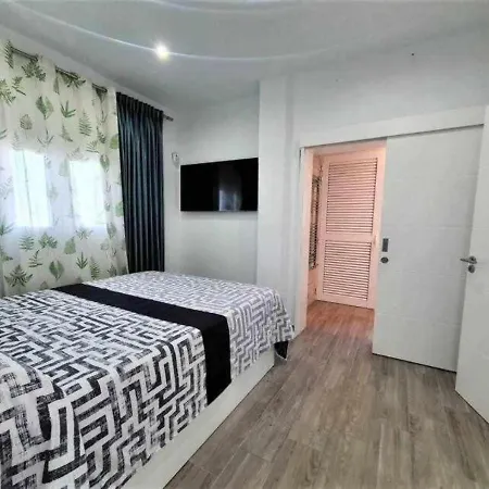 펜션 Typical Canarian House Private Jacuzzi, Sauna, Gym, Conejo Taucho Adeje By Aqua Vista Tenerife 아데제